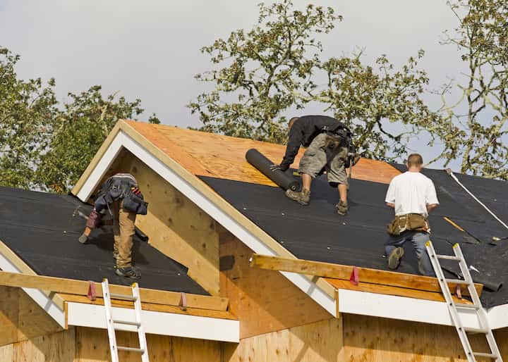 Professional roofers in Joliet